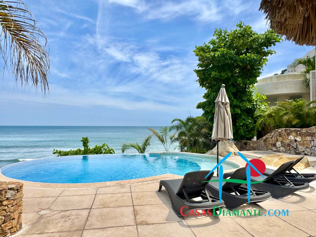 Real Diamante Del Mar Casa Palapas - Terraza con acceso directo a la playa 4